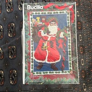 Vtg Bucilla Lg Antique ￼Santa Rug Wall Hanging Latch Hook Kit  30” x 50"  New!